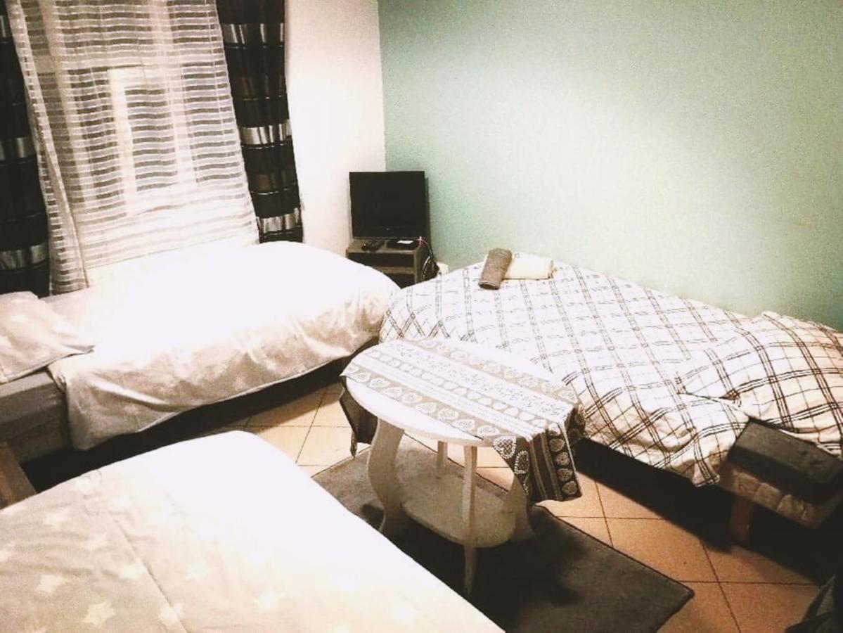 Hostel Ksiezycowyイノブロツワフ エクステリア 写真